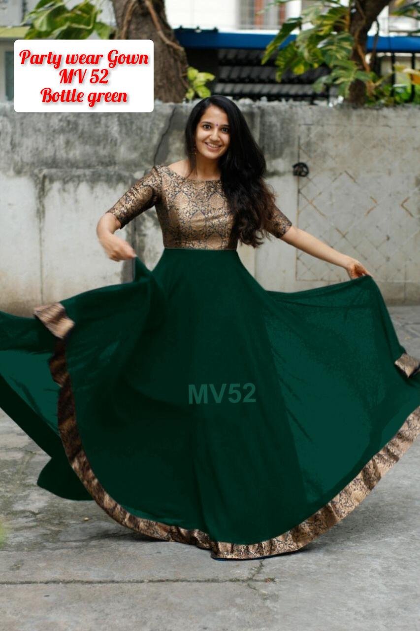 Stylish Mehendi Outfits for Bridesmaids | Libas